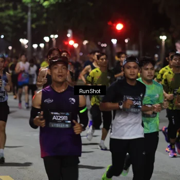 Runner Photo 6952049