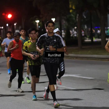 Runner Photo 6952065