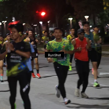 Runner Photo 6952074