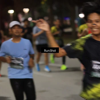 Runner Photo 6952077