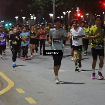 Runner Photo 6952112