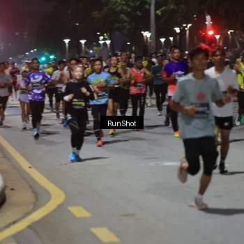 Runner Photo 6952115