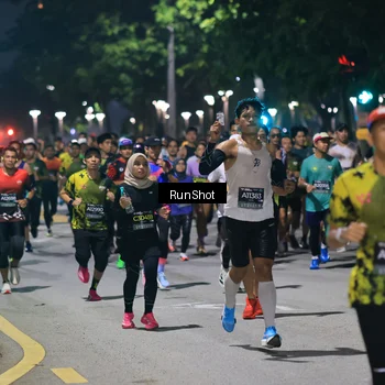 Runner Photo 6952131