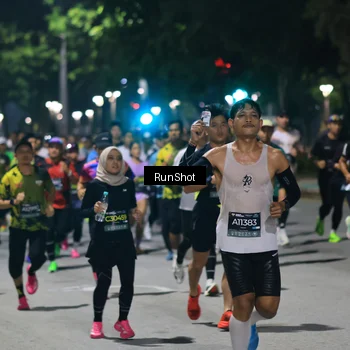 Runner Photo 6952135