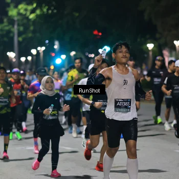Runner Photo 6952138