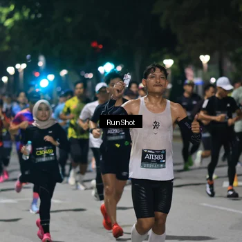 Runner Photo 6952140
