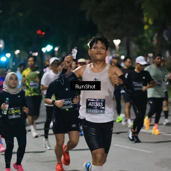 Runner Photo 6952144