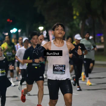 Runner Photo 6952147