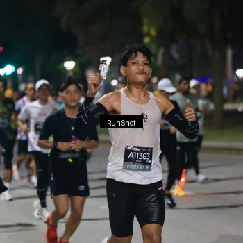 Runner Photo 6952149