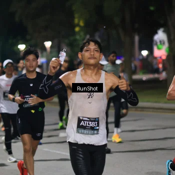 Runner Photo 6952151