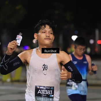 Runner Photo 6952165