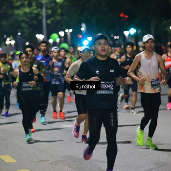 Runner Photo 6952194