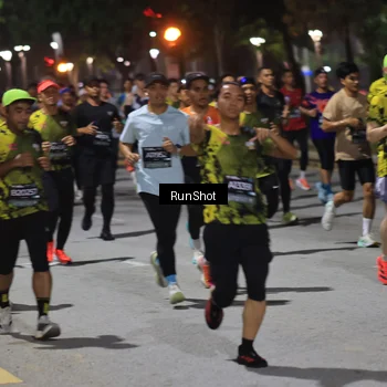 Runner Photo 6952298
