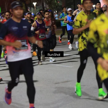 Runner Photo 6952324