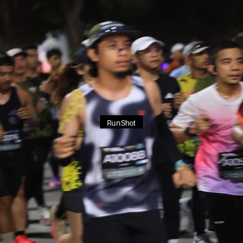 Runner Photo 6952333