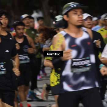 Runner Photo 6952335