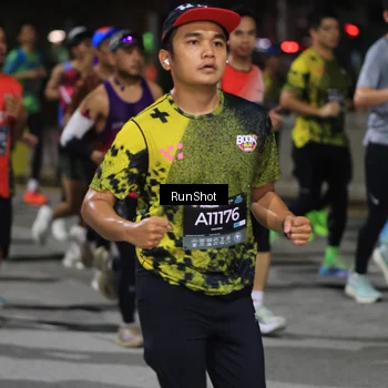 Runner Photo 6952337