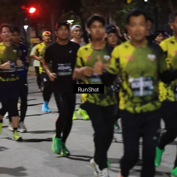 Runner Photo 6952371
