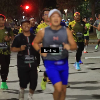 Runner Photo 6952373