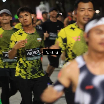Runner Photo 6952374