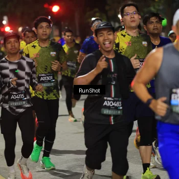 Runner Photo 6952375