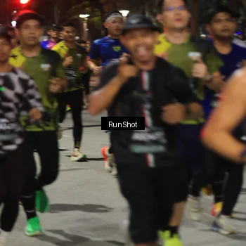 Runner Photo 6952382
