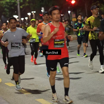 Runner Photo 6952385
