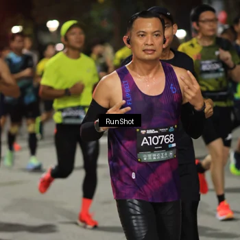 Runner Photo 6952412