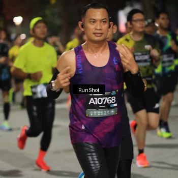 Runner Photo 6952413