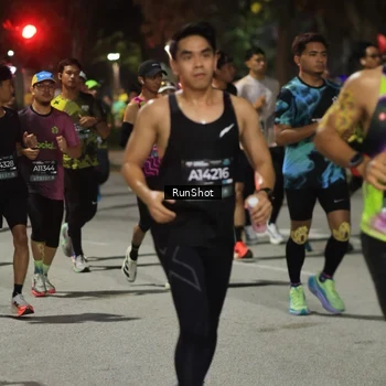 Runner Photo 6952418