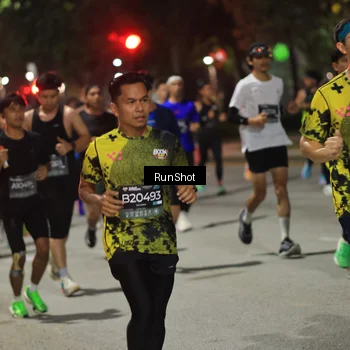 Runner Photo 6952446