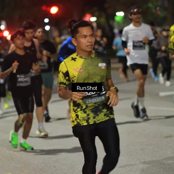 Runner Photo 6952473