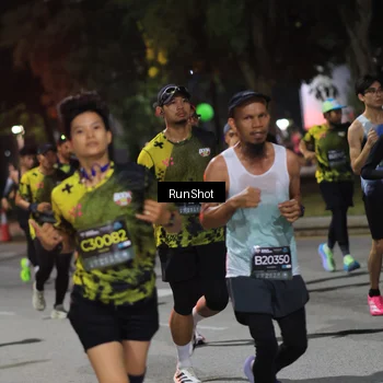 Runner Photo 6952491