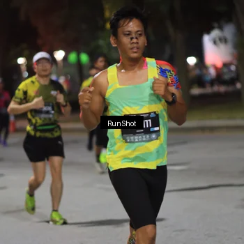 Runner Photo 6952503