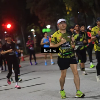 Runner Photo 6952506
