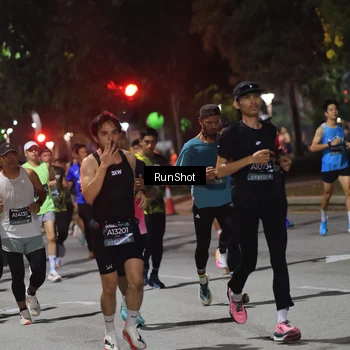 Runner Photo 6952518