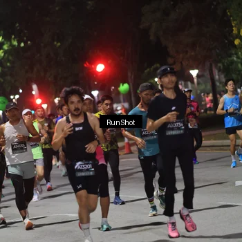 Runner Photo 6952519