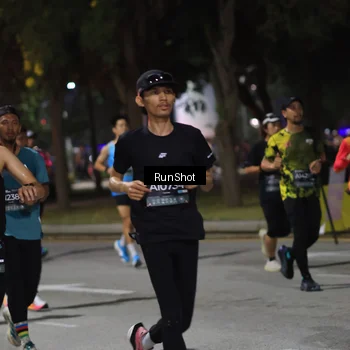 Runner Photo 6952525