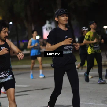 Runner Photo 6952529