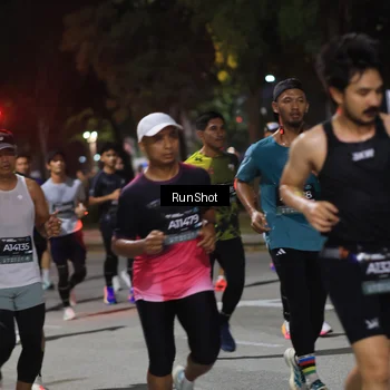 Runner Photo 6952530