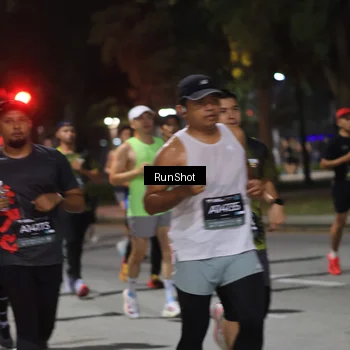 Runner Photo 6952543