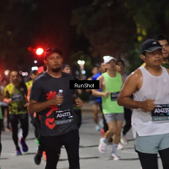 Runner Photo 6952545