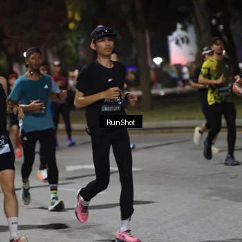 Runner Photo 6952552