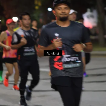 Runner Photo 6952559