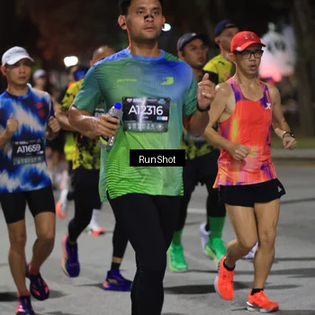 Runner Photo 6952570