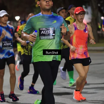 Runner Photo 6952571