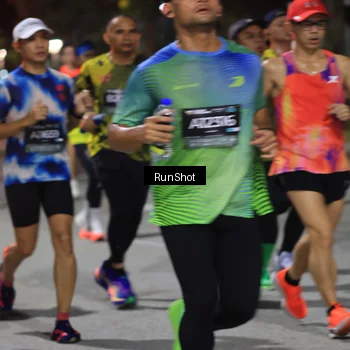 Runner Photo 6952573