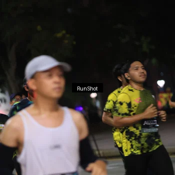Runner Photo 6952632