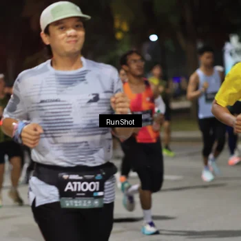 Runner Photo 6952679