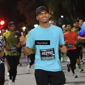 Runner Photo 6952693